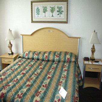 Monumental Movieland Hotel 3*